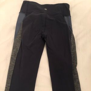 Athleta cropped leggings